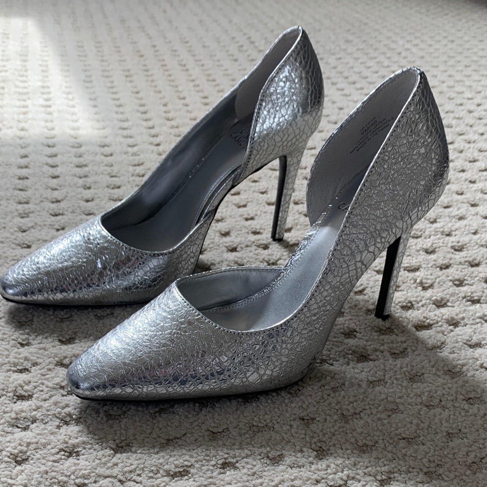 Women’s Silver Vince Camuto Faiva Pumps